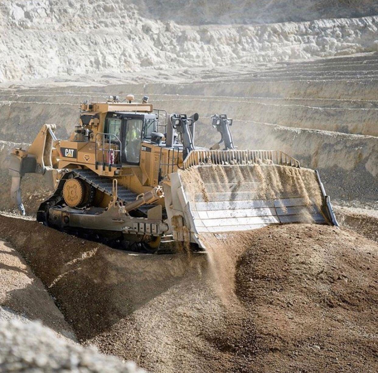 Dozer working a pit floor